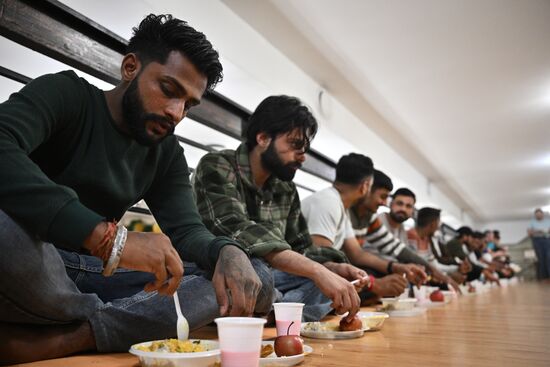 Благотворительные обеды Индийского национального культурного центра "Сита"