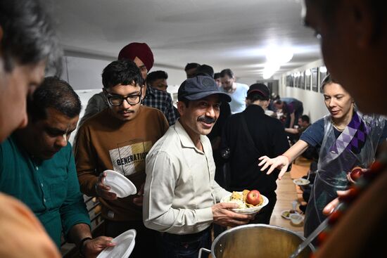 Благотворительные обеды Индийского национального культурного центра "Сита"