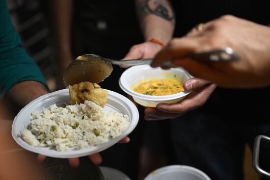 Благотворительные обеды Индийского национального культурного центра "Сита"