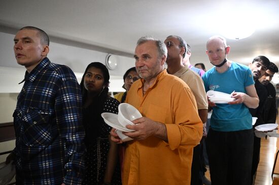 Благотворительные обеды Индийского национального культурного центра "Сита"