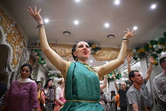 Благотворительные обеды Индийского национального культурного центра "Сита"