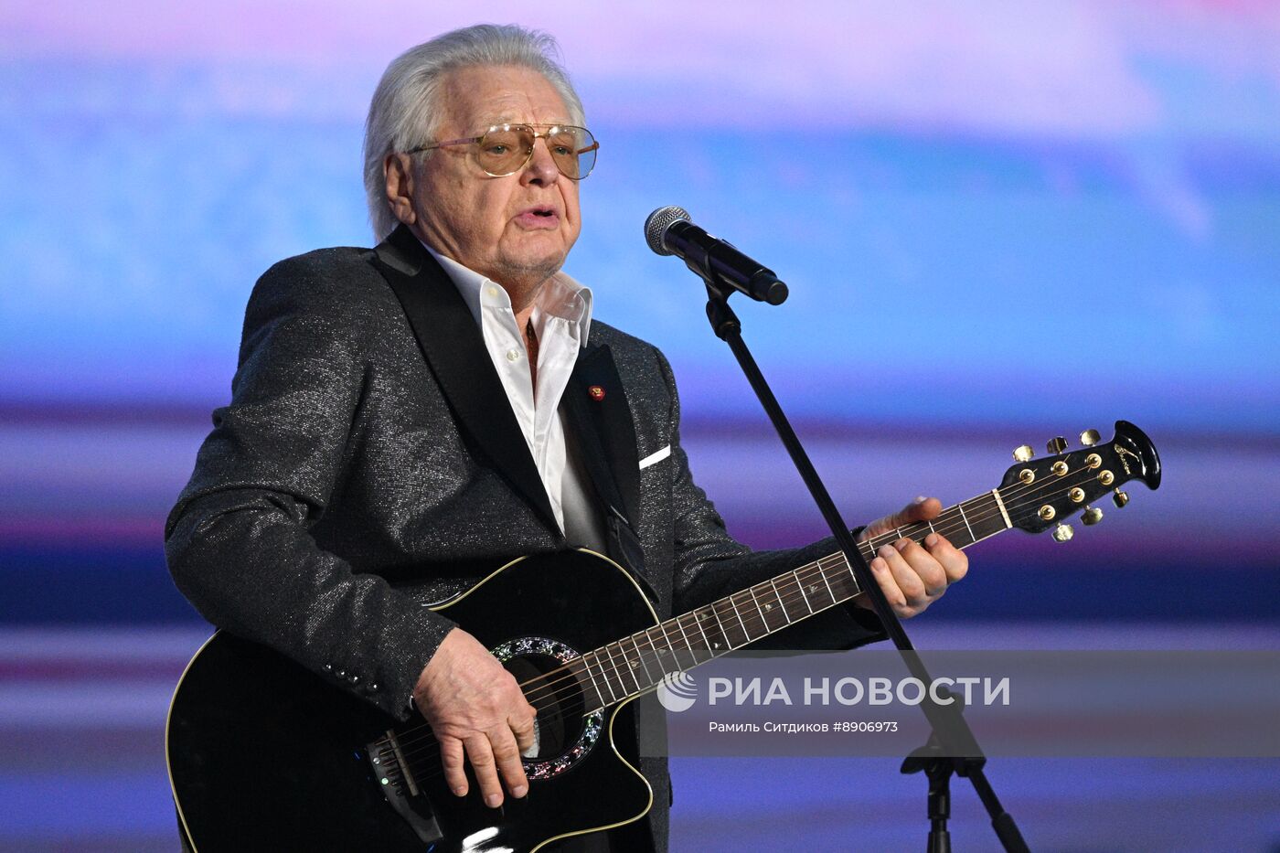 Награждение лауреатов премии "Служение"
