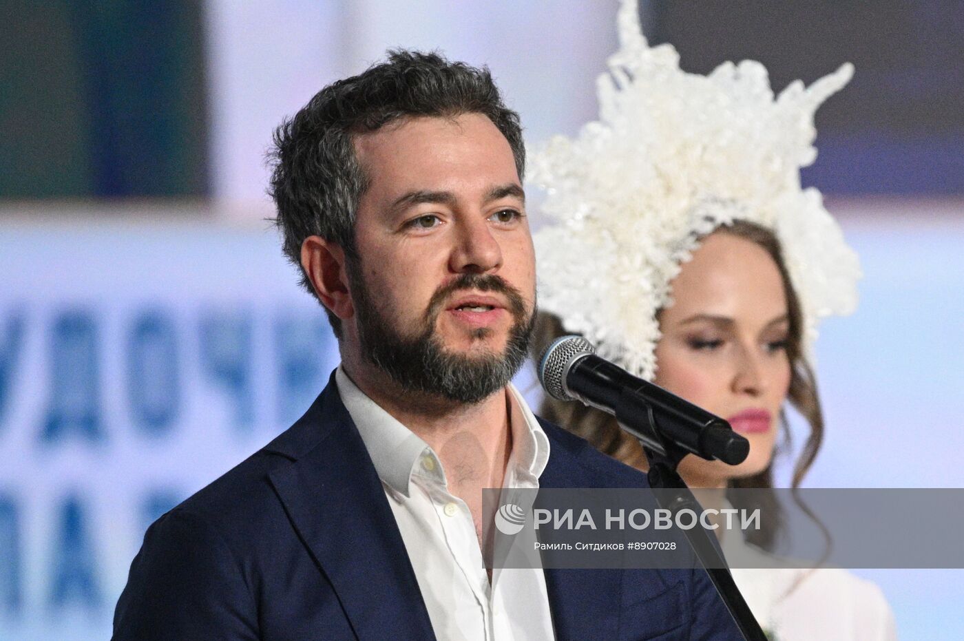 Награждение лауреатов премии "Служение"