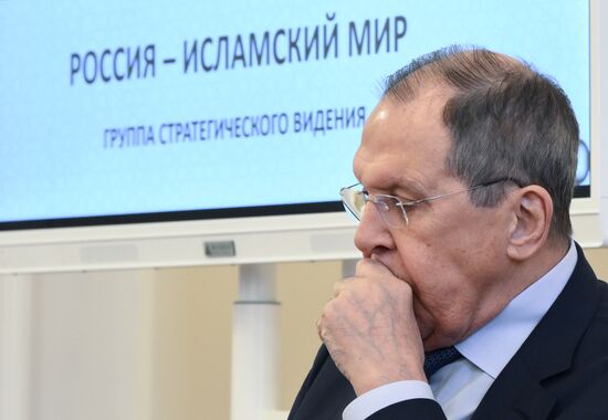 Глава МИД РФ С. Лавров выступил на встрече ГСВ "Россия - Исламский мир" с послами стран ОИС