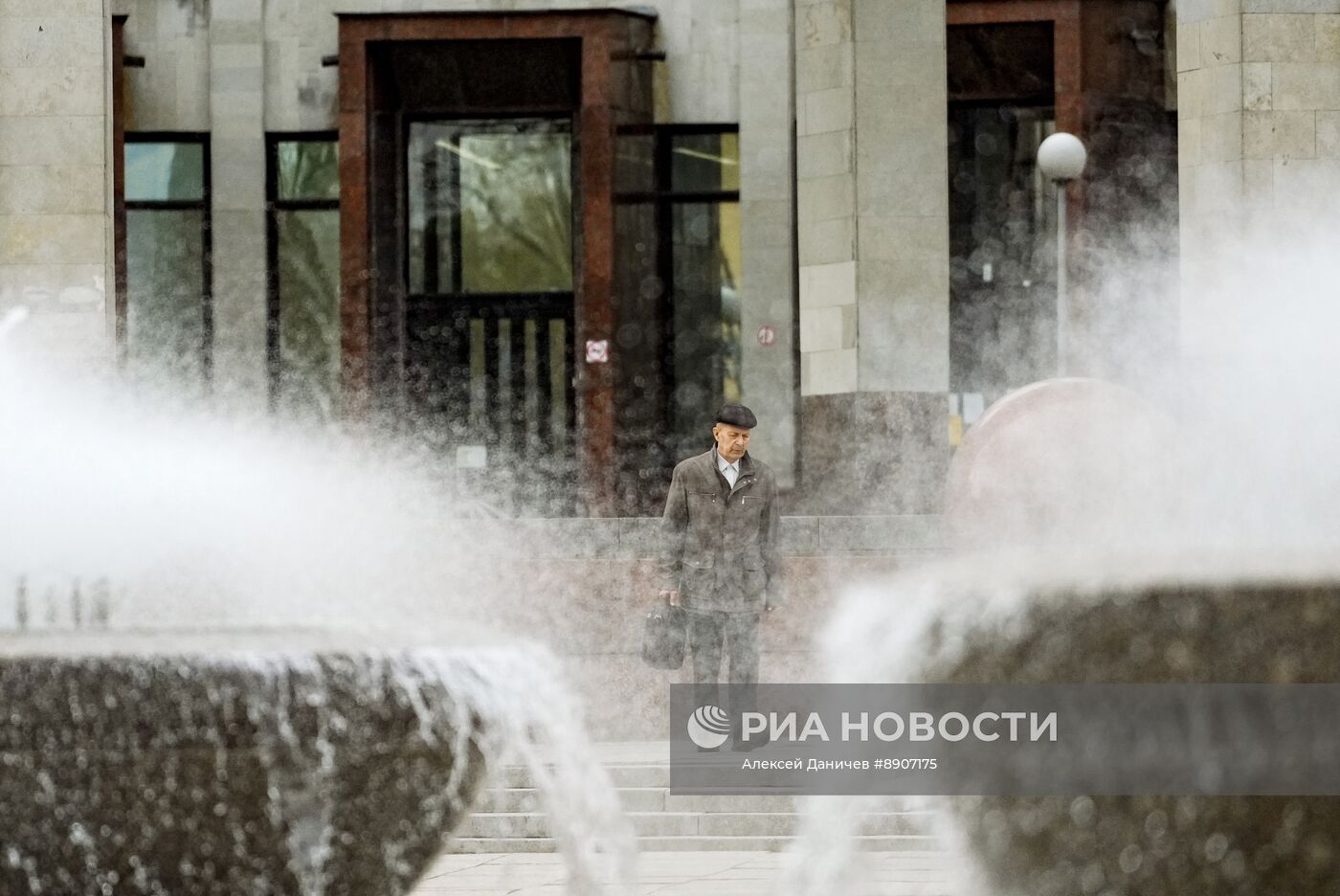 Открытие сезона фонтанов в Санкт-Петербурге 
