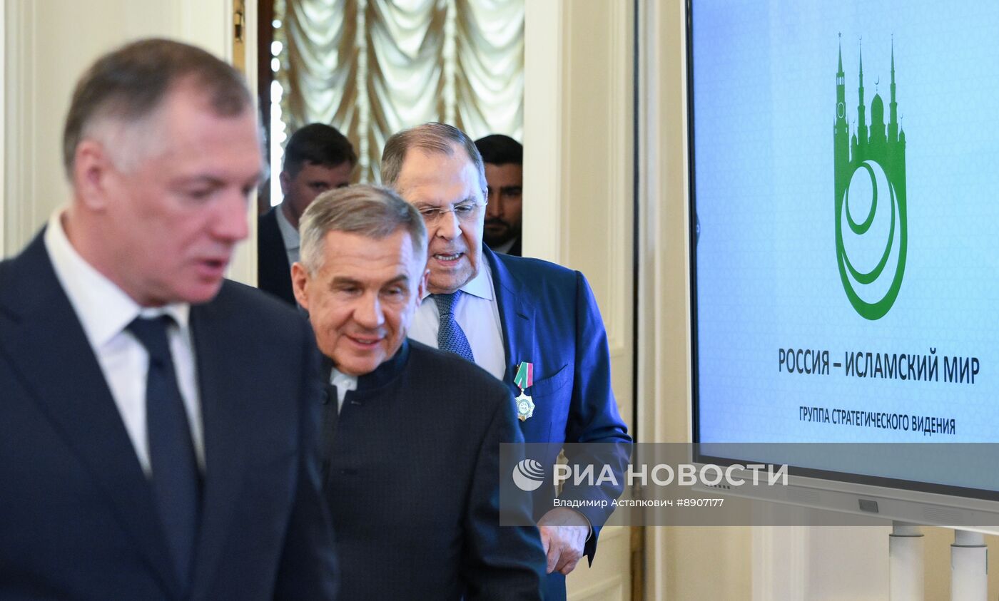 Глава МИД РФ С. Лавров выступил на встрече ГСВ "Россия - Исламский мир" с послами стран ОИС