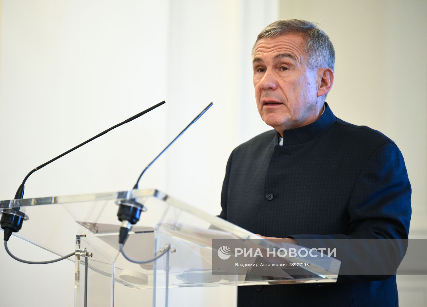 Глава МИД РФ С. Лавров выступил на встрече ГСВ "Россия - Исламский мир" с послами стран ОИС