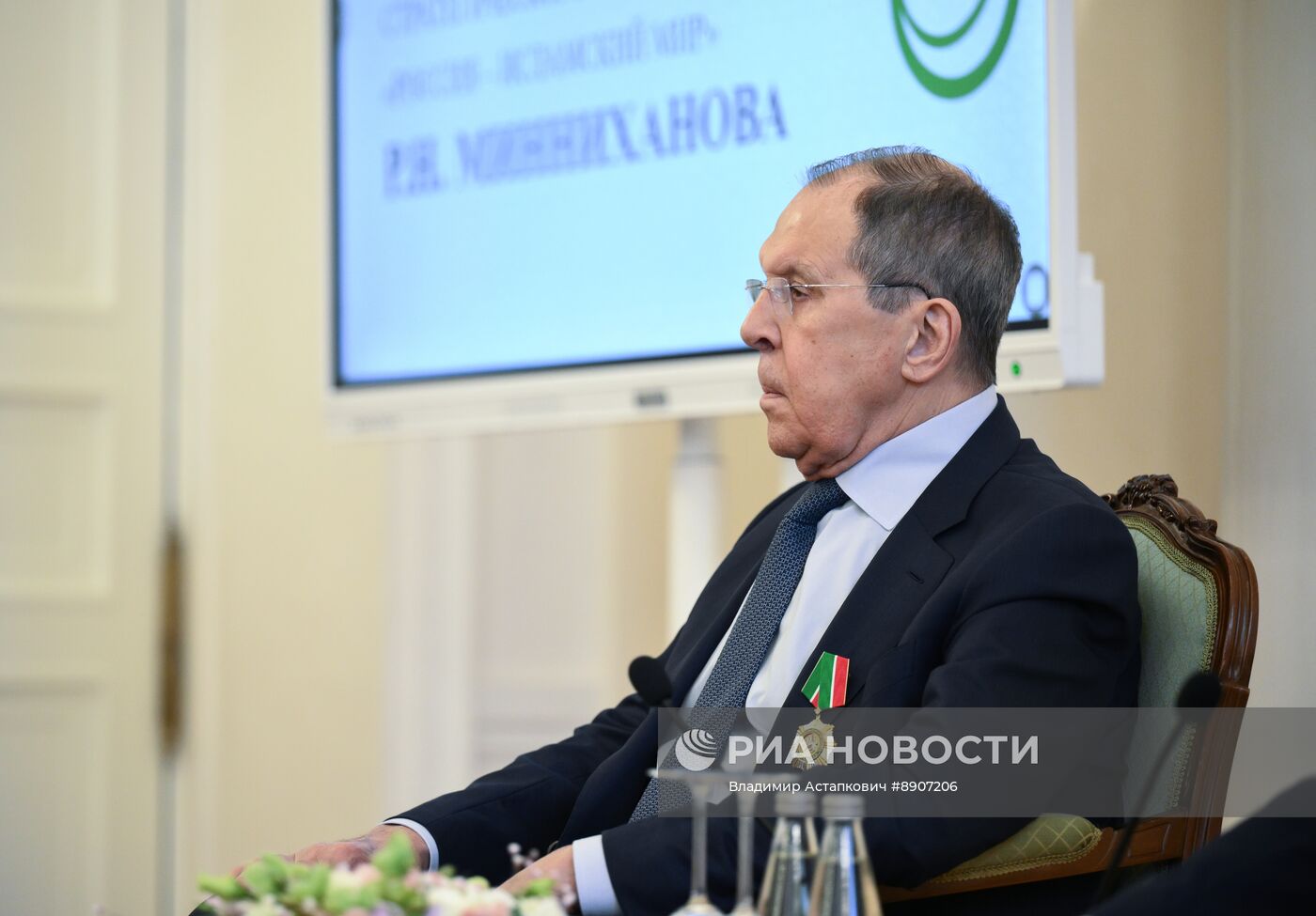 Глава МИД РФ С. Лавров выступил на встрече ГСВ "Россия - Исламский мир" с послами стран ОИС