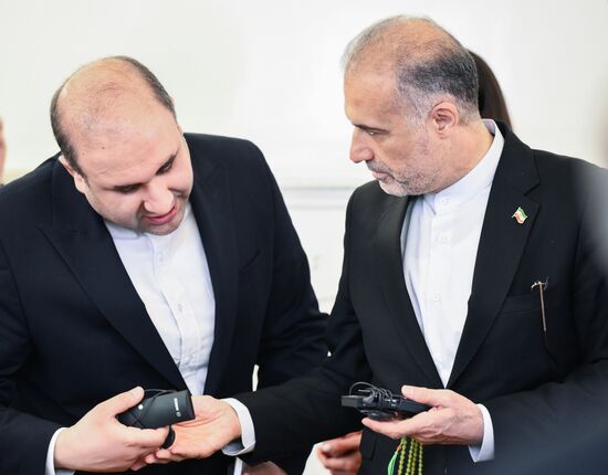 Глава МИД РФ С. Лавров выступил на встрече ГСВ "Россия - Исламский мир" с послами стран ОИС