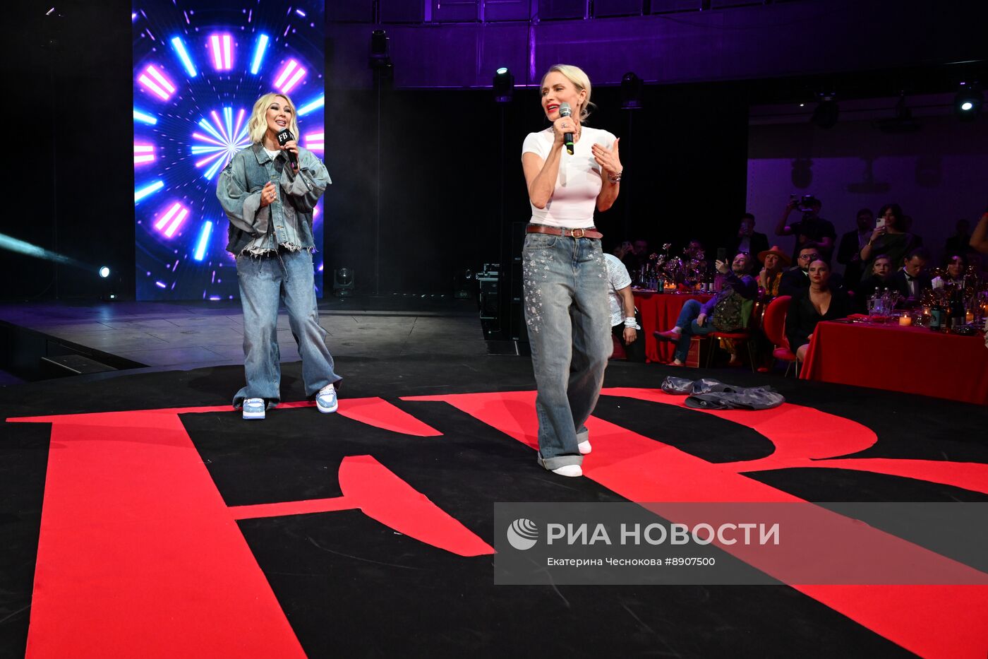 Ежегодная премия "Женщина года"