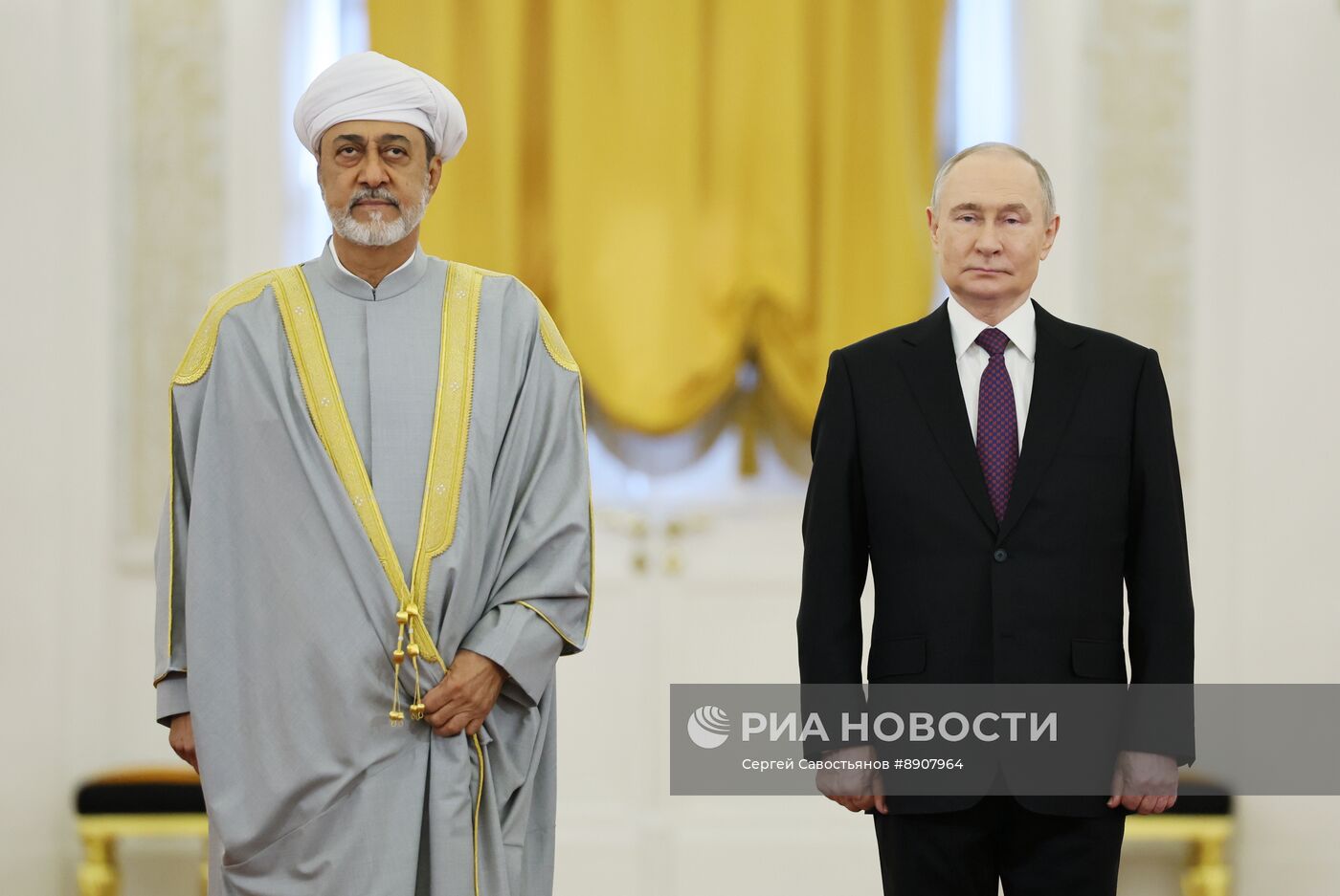 Президент Владимир Путин встретился с султаном Омана Хейсамом бен Тареком Аль Саидом