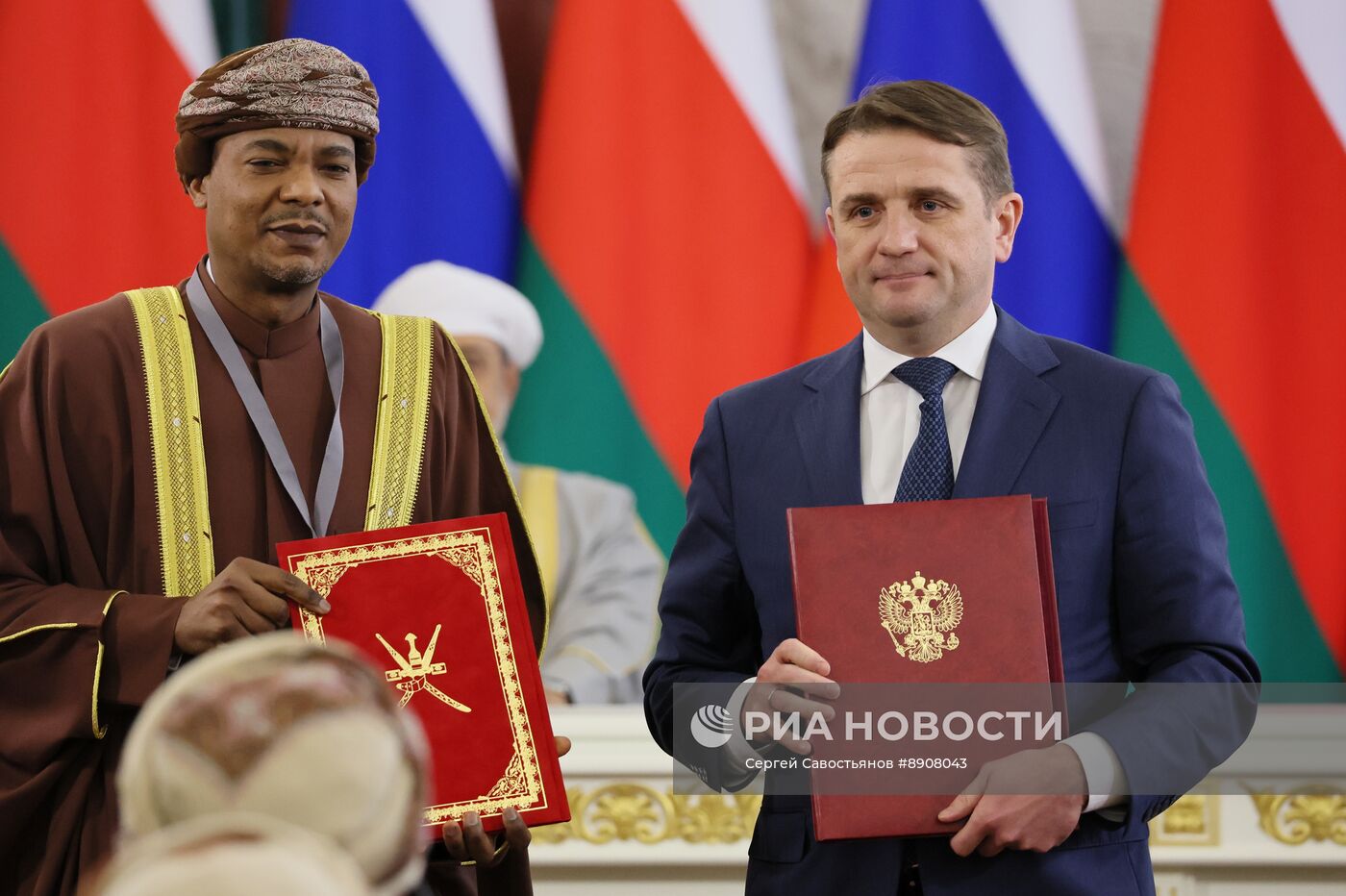 Президент Владимир Путин встретился с султаном Омана Хейсамом бен Тареком Аль Саидом