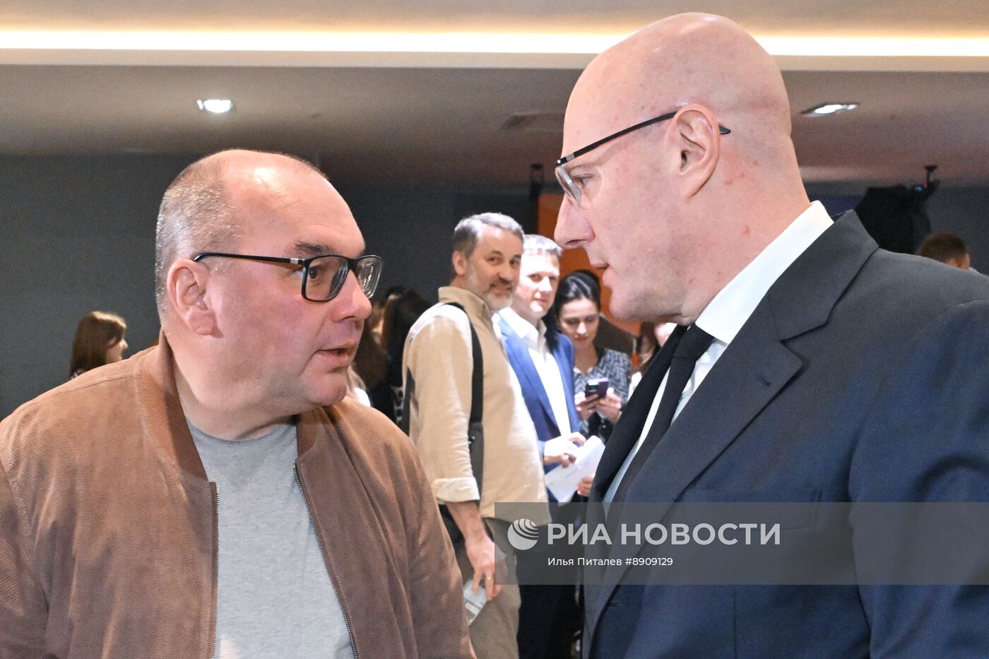 Премьера фильма Т. Кеосаяна "Семь дней Петра Семеныча"