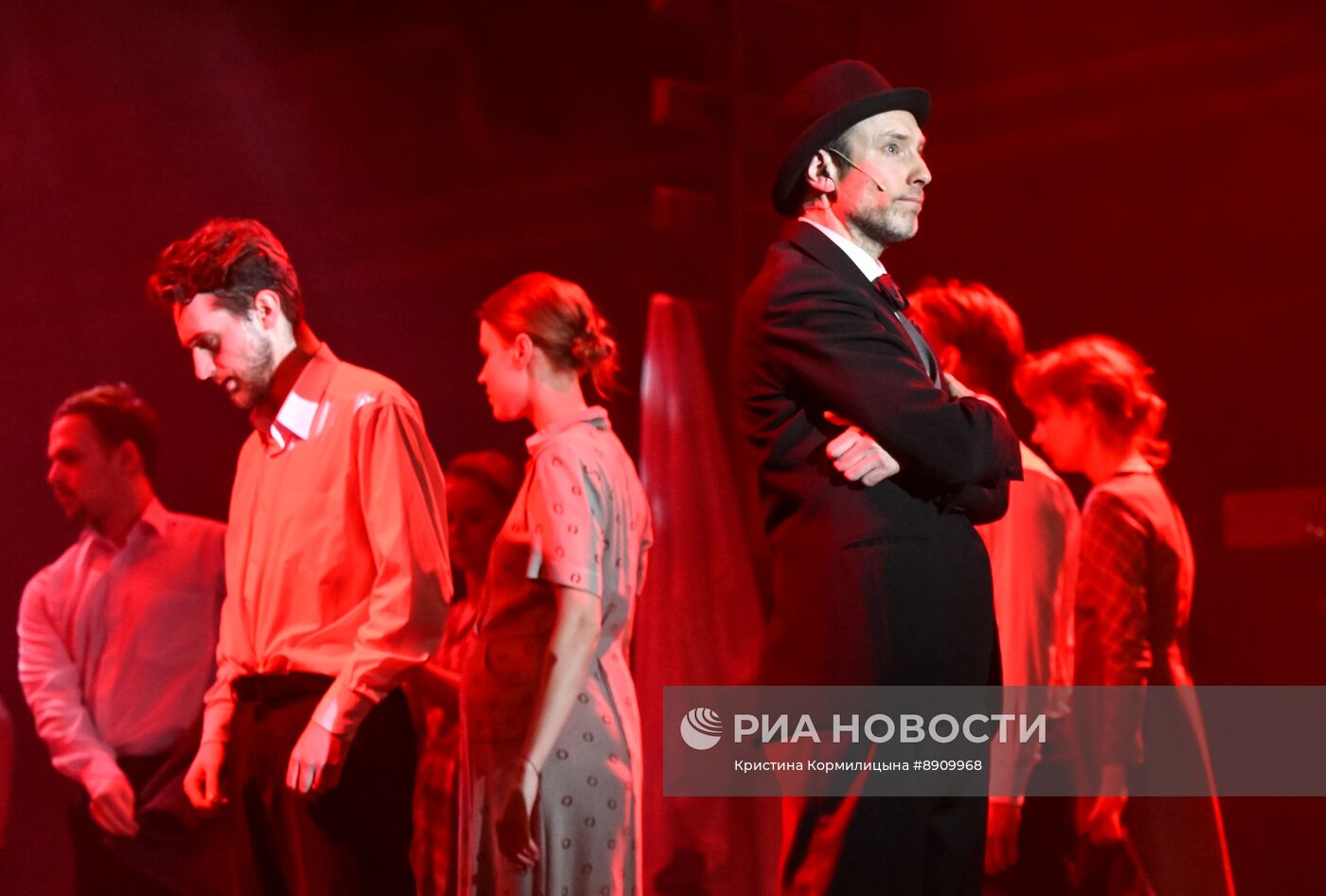 Юбилейный концерт в честь 100-летия театра им. Н.В. Гоголя в Москве