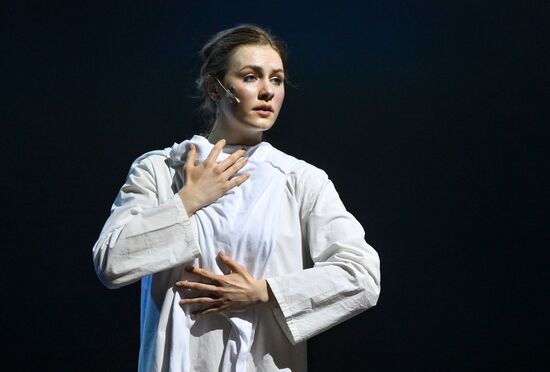 Юбилейный концерт в честь 100-летия театра им. Н.В. Гоголя в Москве