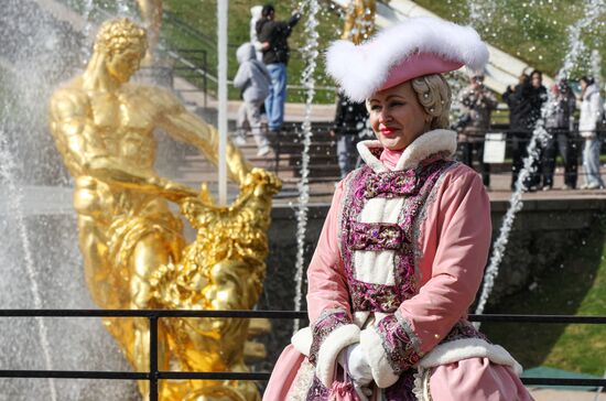 Открытие сезона фонтанов в Петергофе