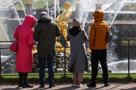 Открытие сезона фонтанов в Петергофе