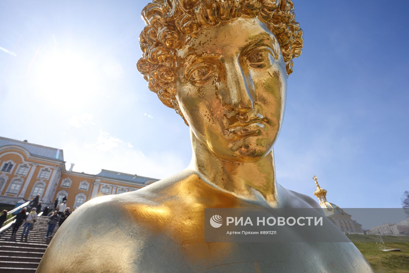 Открытие сезона фонтанов в Петергофе