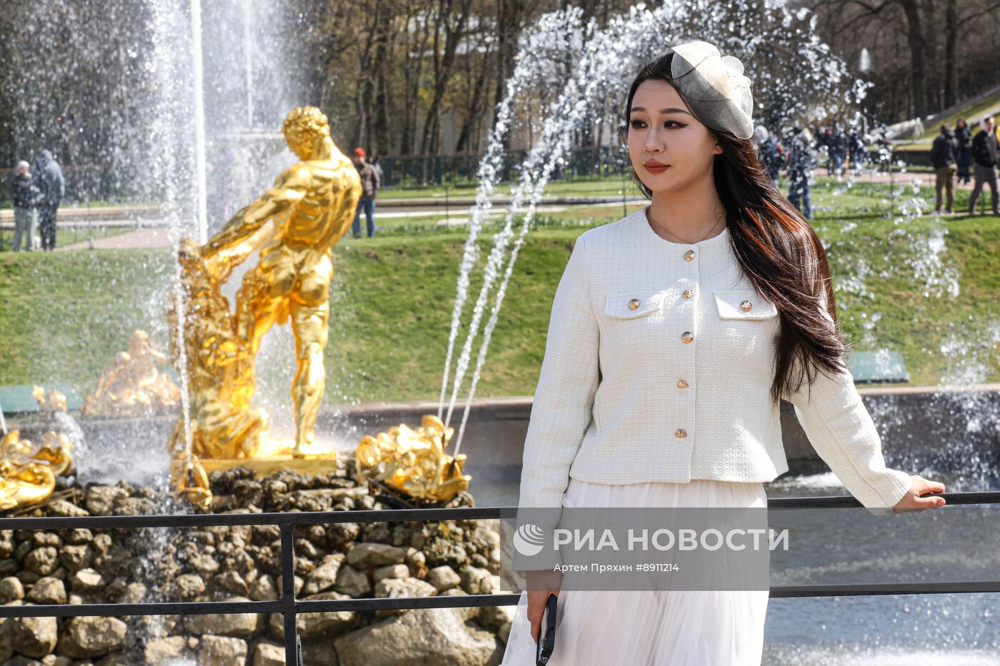 Открытие сезона фонтанов в Петергофе