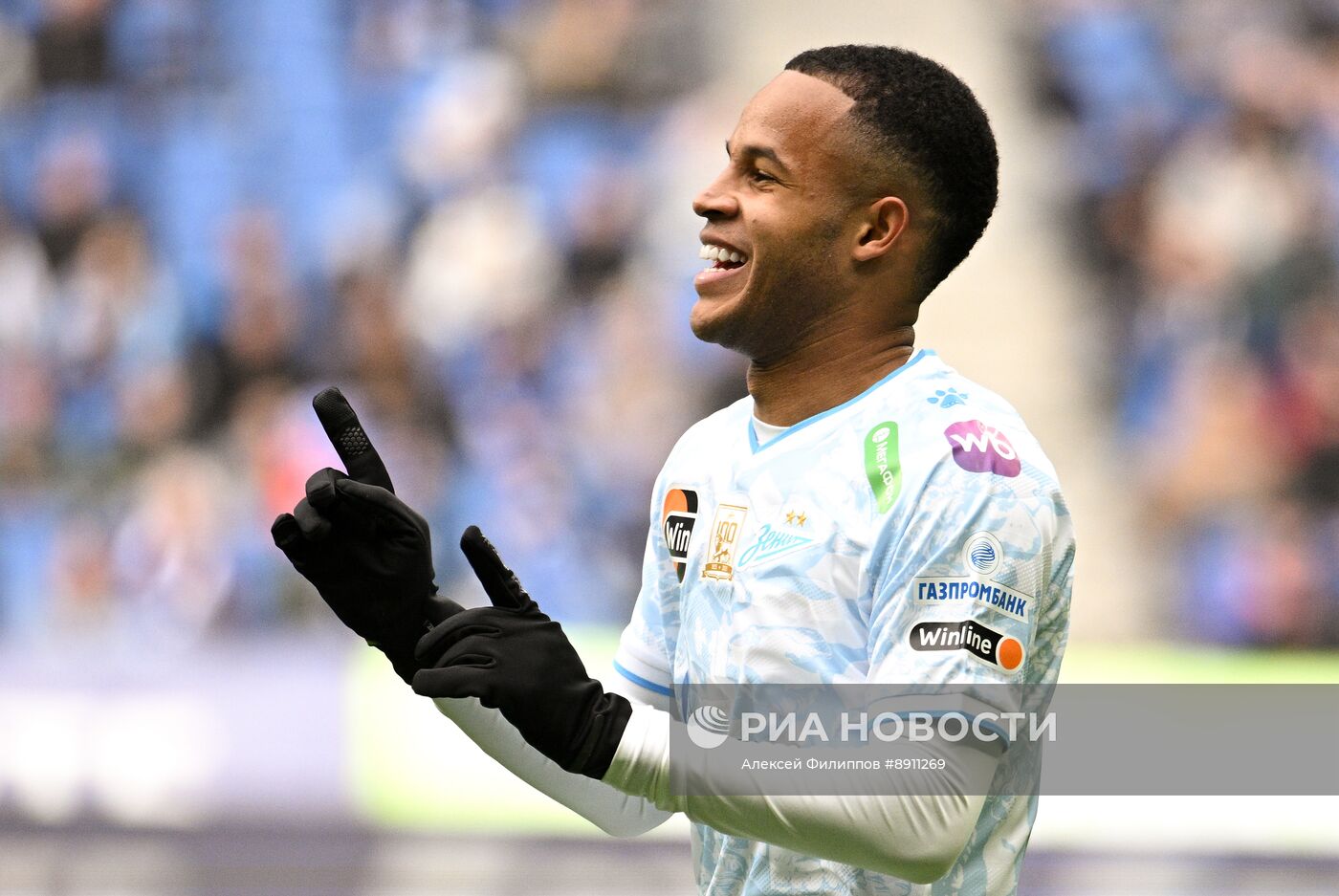 Футбол. РПЛ. Матч "Динамо М" - "Зенит"