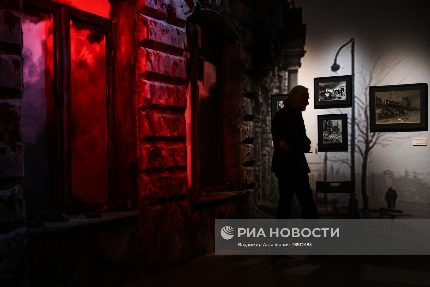 Выставка "Пусть живые запомнят, и пусть поколения знают"