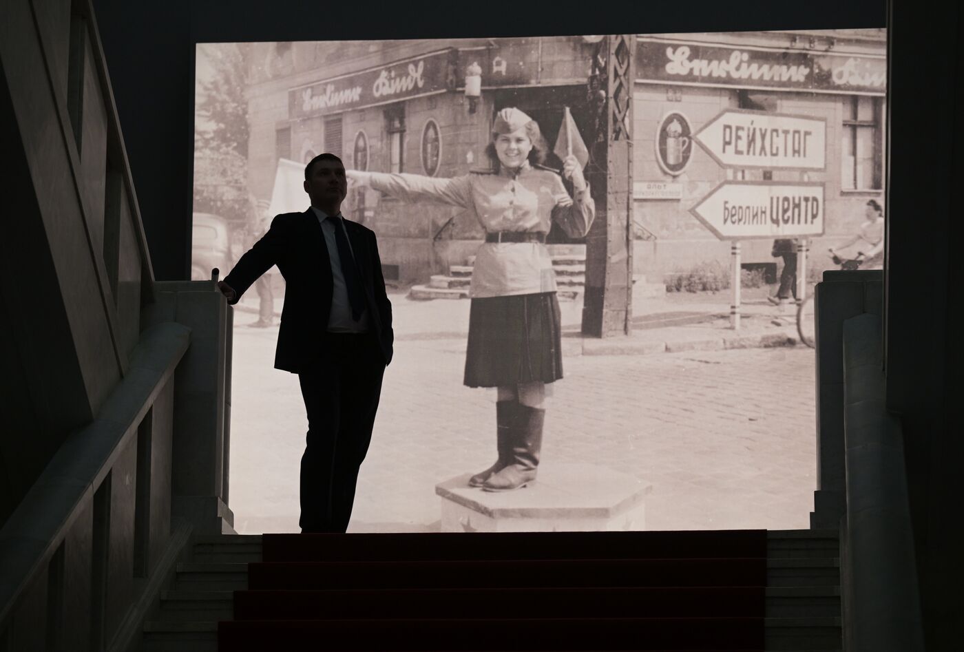 Открытие выставки "Без права на забвение. К 80-летию Великой Победы" 