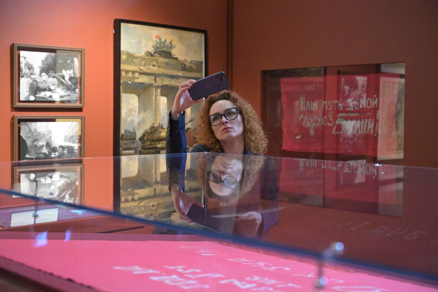 Открытие выставки "Без права на забвение. К 80-летию Великой Победы" 