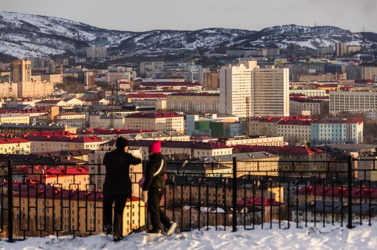 Город-герой Мурманск. Место: Россия, Мурманск. Автор: Дмитрий Дубов/РИА Новости. Город-герой Мурманск