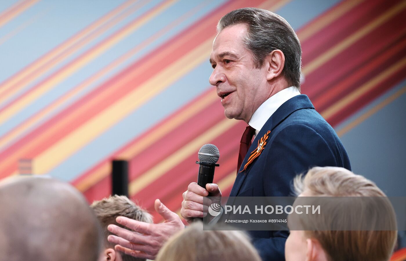 Президент Владимир Путин встретился с участниками марафона "Знание.Первые"