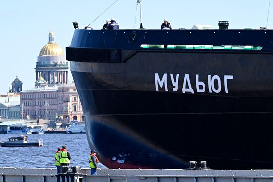 Фестиваль ледоколов в Санкт-Петербурге