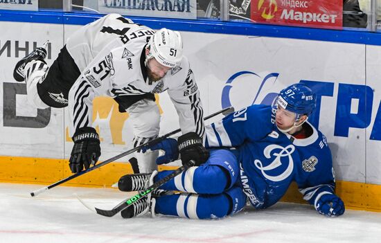 Хоккей. КХЛ. "Динамо" (Москва) - "Трактор" (Челябинск)