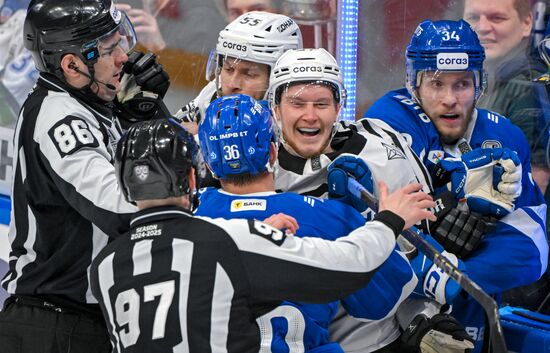 Хоккей. КХЛ. "Динамо" (Москва) - "Трактор" (Челябинск)