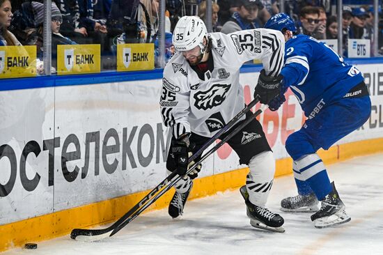 Хоккей. КХЛ. "Динамо" (Москва) - "Трактор" (Челябинск)