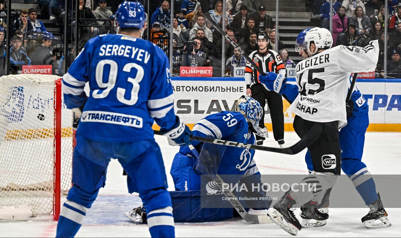 Хоккей. КХЛ. "Динамо" (Москва) - "Трактор" (Челябинск)