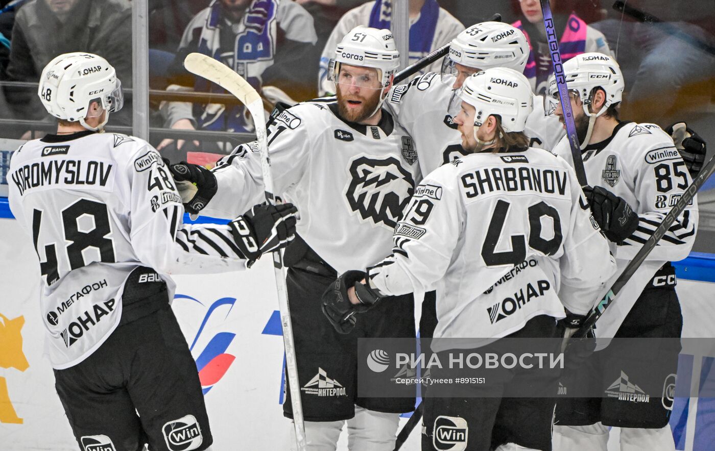 Хоккей. КХЛ. "Динамо" (Москва) - "Трактор" (Челябинск)