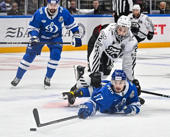Хоккей. КХЛ. "Динамо" (Москва) - "Трактор" (Челябинск)