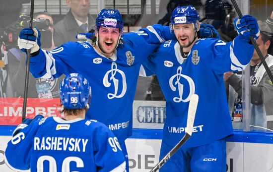 Хоккей. КХЛ. "Динамо" (Москва) - "Трактор" (Челябинск)