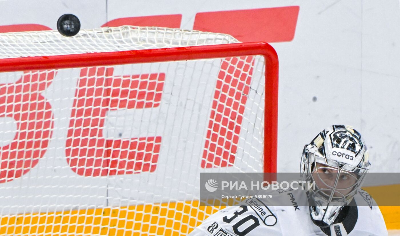 Хоккей. КХЛ. "Динамо" (Москва) - "Трактор" (Челябинск)