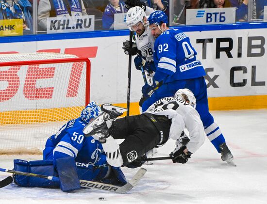 Хоккей. КХЛ. "Динамо" (Москва) - "Трактор" (Челябинск)