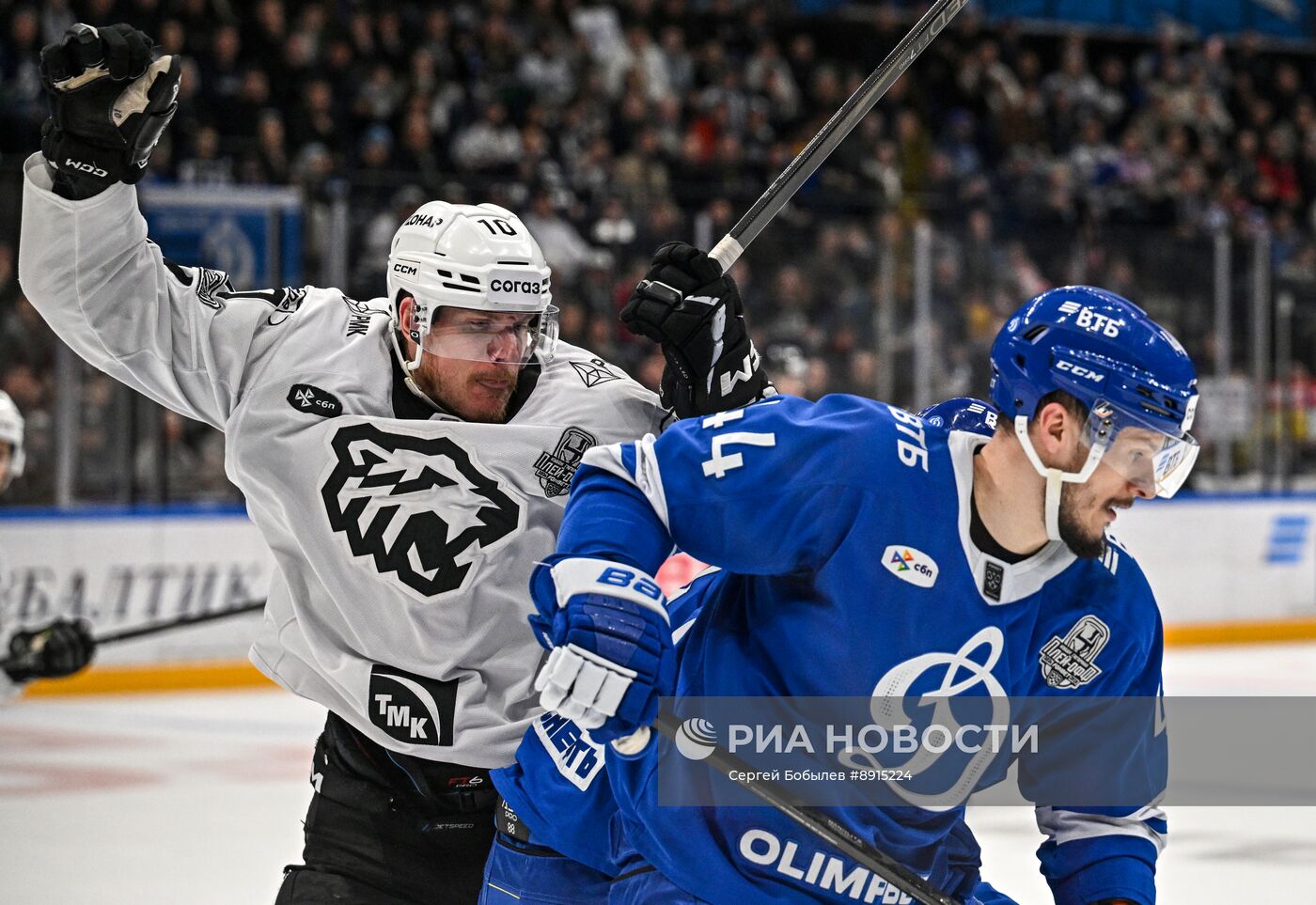 Хоккей. КХЛ. "Динамо" (Москва) - "Трактор" (Челябинск)