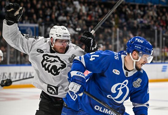 Хоккей. КХЛ. "Динамо" (Москва) - "Трактор" (Челябинск)