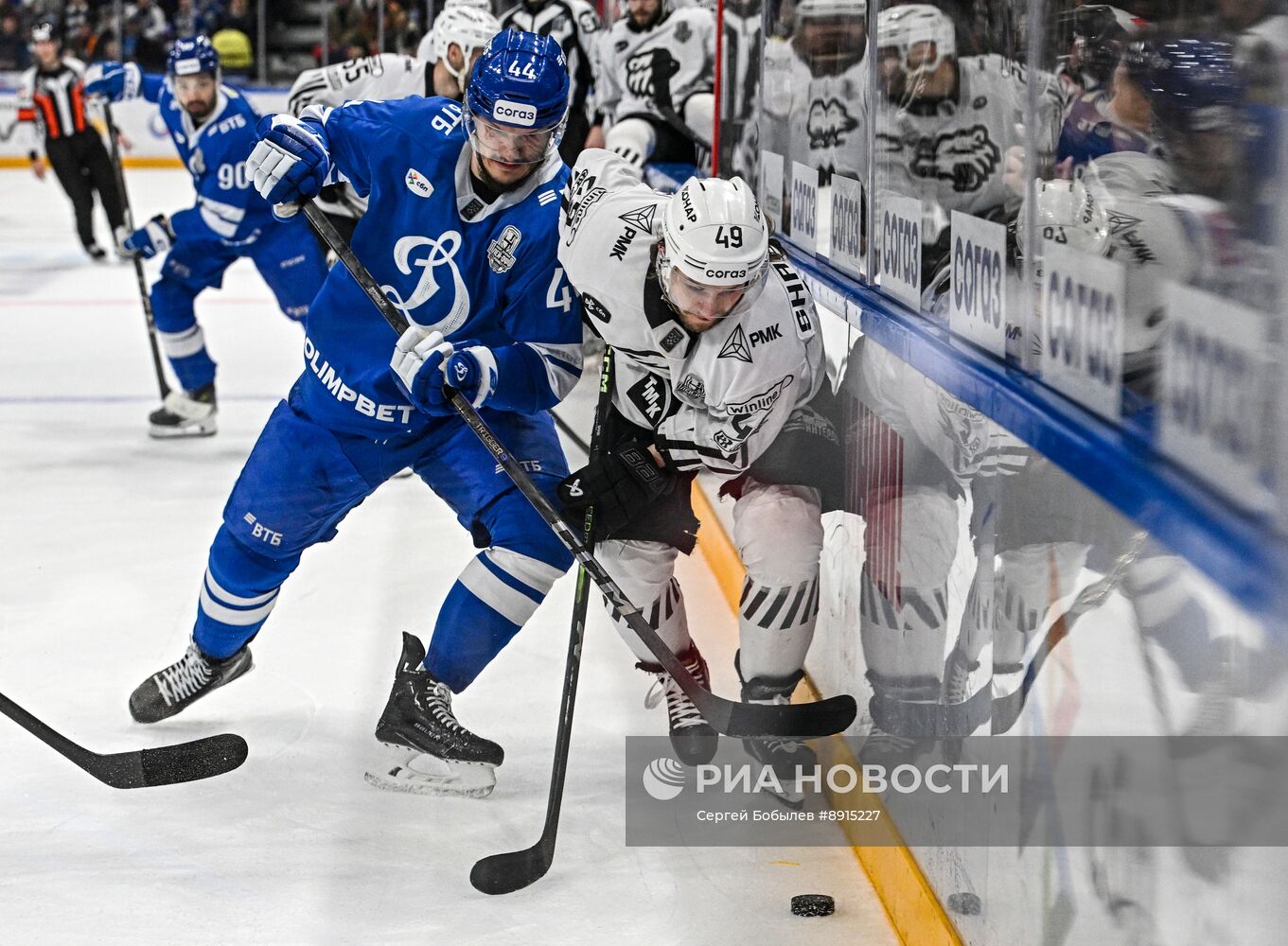 Хоккей. КХЛ. "Динамо" (Москва) - "Трактор" (Челябинск)