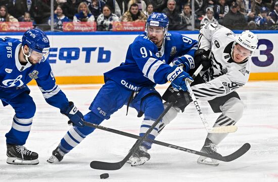Хоккей. КХЛ. "Динамо" (Москва) - "Трактор" (Челябинск)