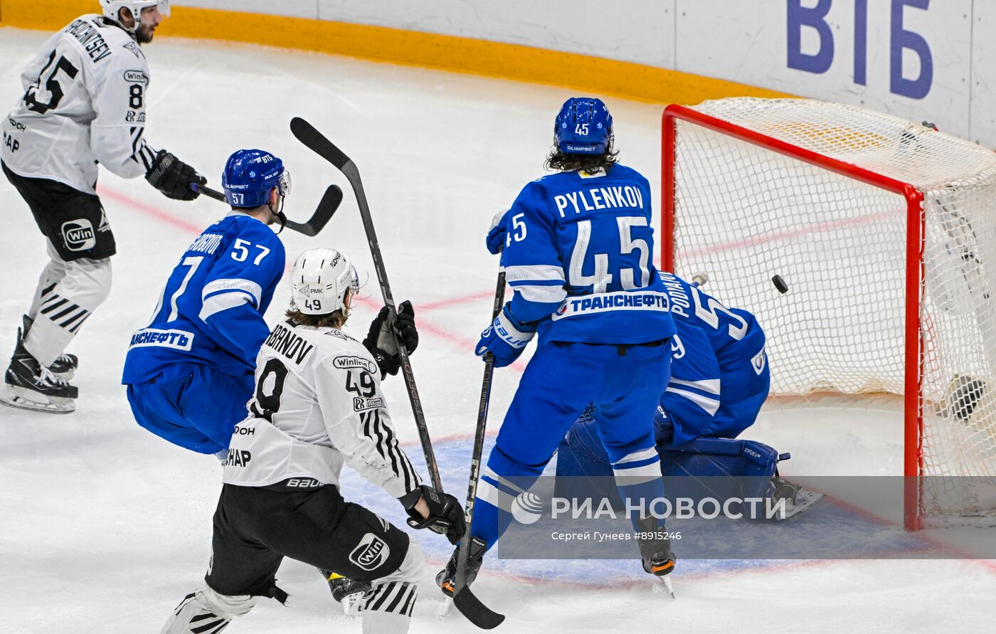 Хоккей. КХЛ. "Динамо" (Москва) - "Трактор" (Челябинск)