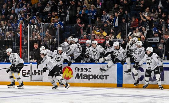 Хоккей. КХЛ. "Динамо" (Москва) - "Трактор" (Челябинск)