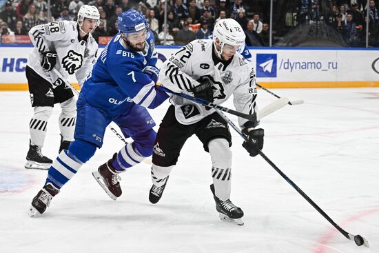 Хоккей. КХЛ. "Динамо М" (Москва) - "Трактор" (Челябинск) 
