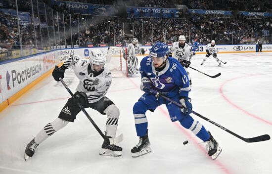 Хоккей. КХЛ. "Динамо М" (Москва) - "Трактор" (Челябинск) 