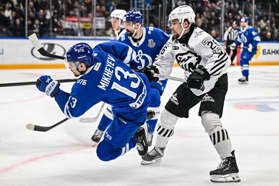 Хоккей. КХЛ. "Динамо М" (Москва) - "Трактор" (Челябинск) 