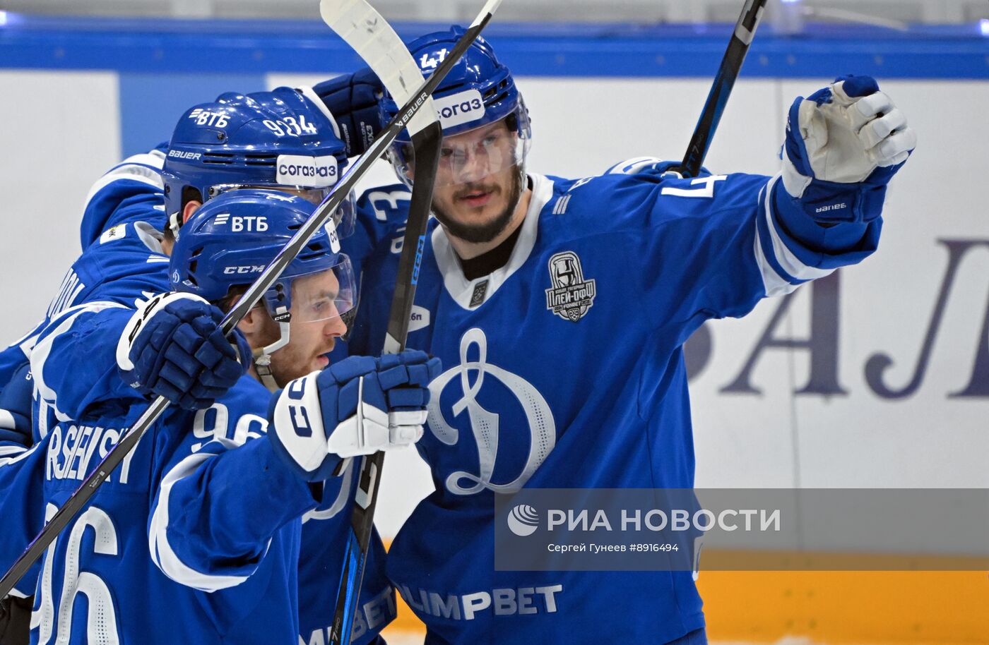 Хоккей. КХЛ. "Динамо М" (Москва) - "Трактор" (Челябинск) 