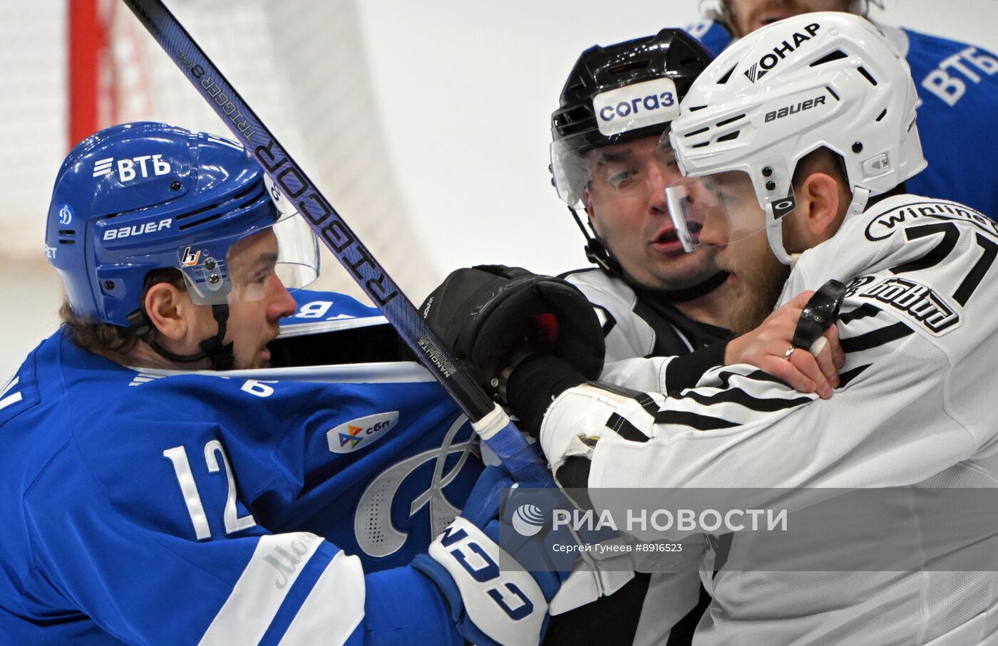 Хоккей. КХЛ. "Динамо М" (Москва) - "Трактор" (Челябинск) 